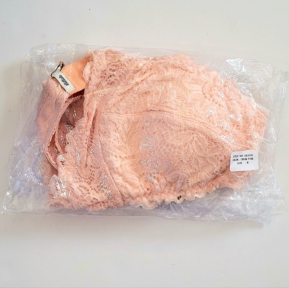 Lace halter Bralette - Picture 8 of 8